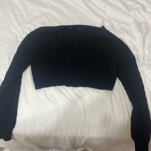 Cropped black long sleeve sweater